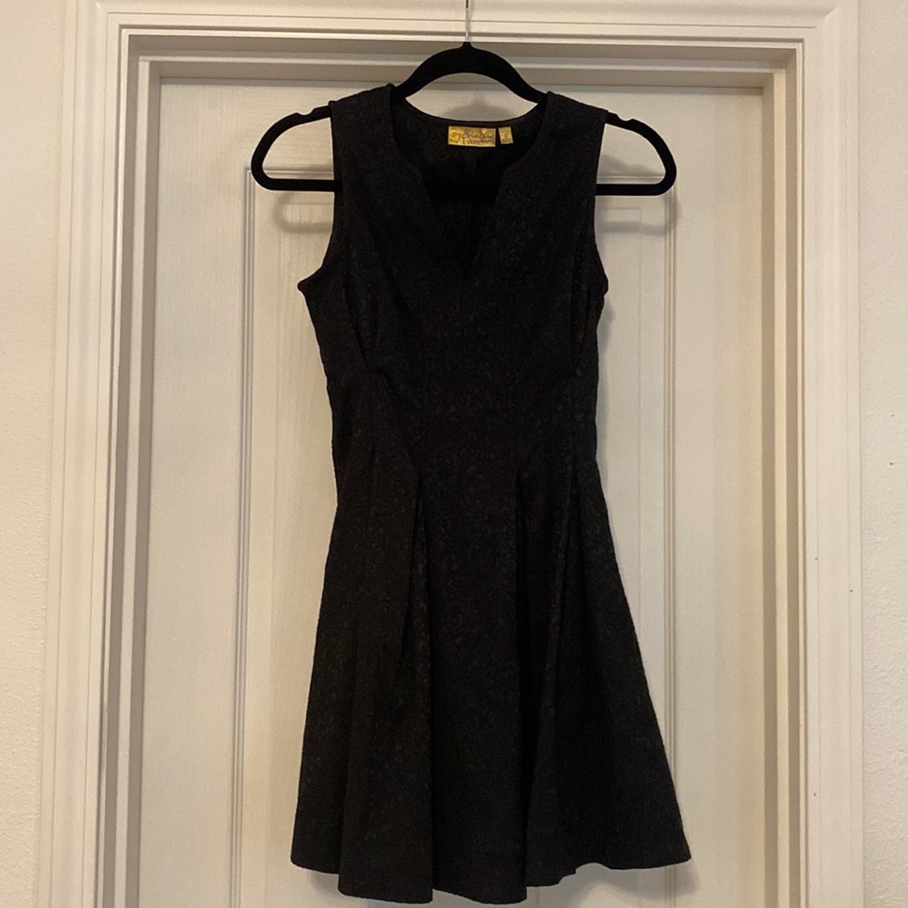 V-Neck Little Black Dress - Picture 5 of 15